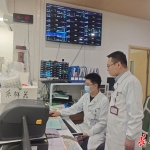 每天要喝5到9瓶含糖饮料，19岁大学生半个月暴瘦20斤，因狂吐、嗜睡进急诊，医生：这个杀手有点甜